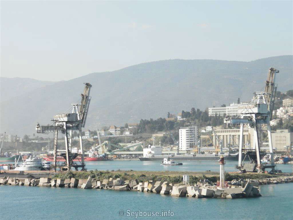 Photo M. Roland Bussola