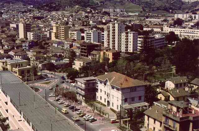 Photo M. J.P. Daub�ze